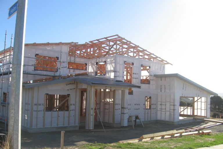 Photo of property in 38 Endeavour Drive, Whitby, Porirua, 5024