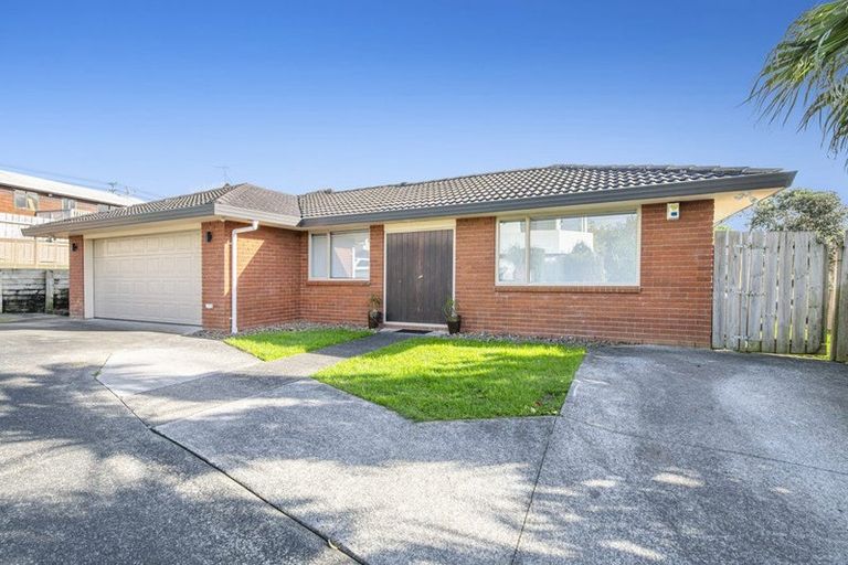 Photo of property in 9 Jean Place, Stanmore Bay, Whangaparaoa, 0932