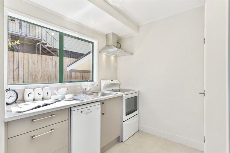 Photo of property in 72a Reynella Drive, Massey, Auckland, 0614