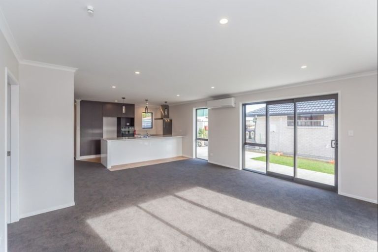 Photo of property in 30b Queenwood Road, Levin, 5510