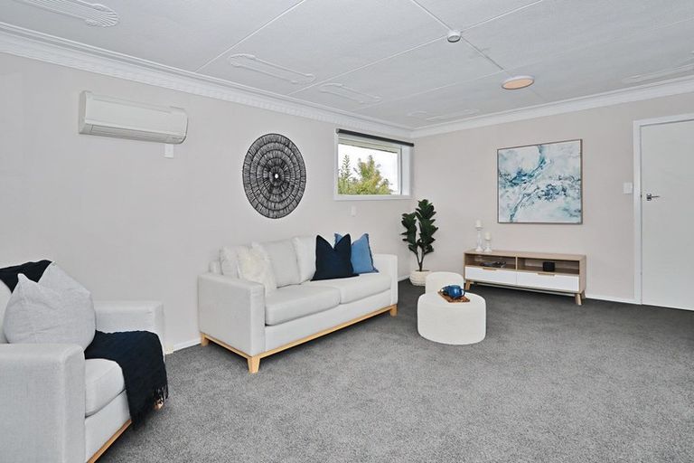 Photo of property in 52 Highfield Terrace, Newfield, Invercargill, 9812