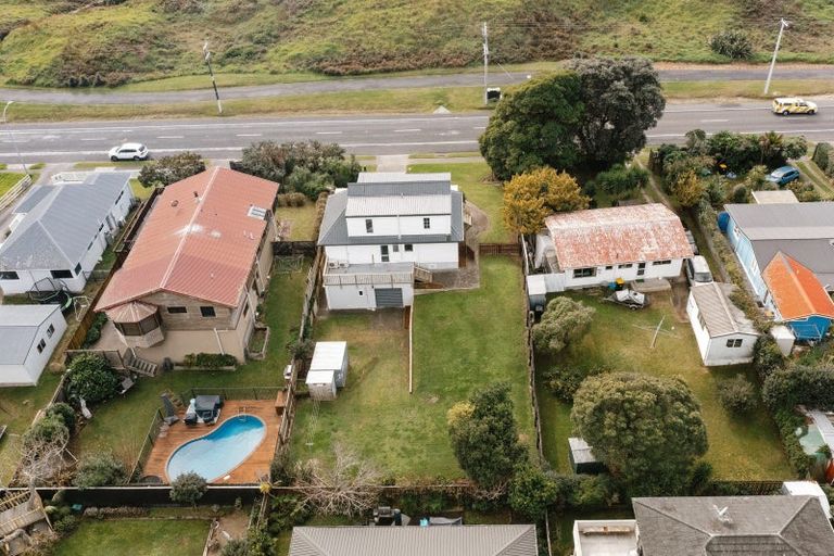 Photo of property in 678 Papamoa Beach Road, Papamoa Beach, Papamoa, 3118