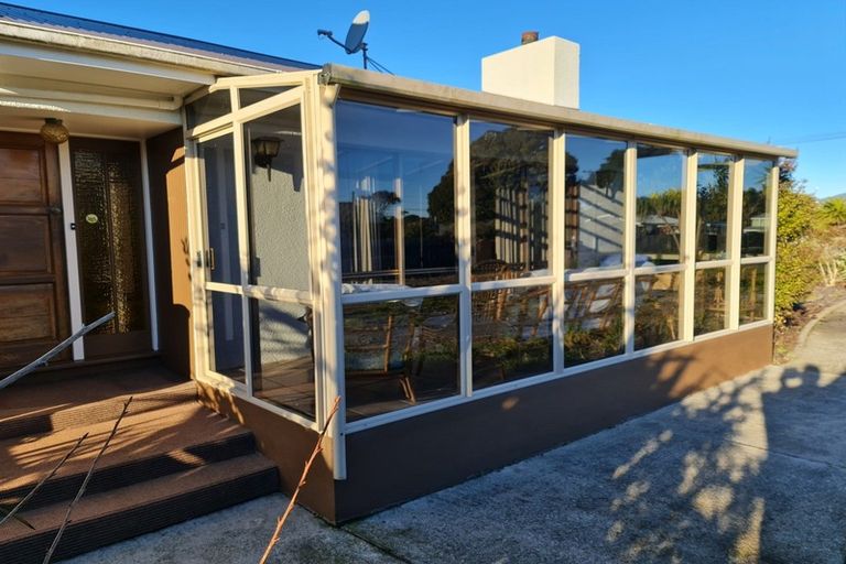 Photo of property in 36 Cook Street, Carters Beach, Westport, 7825