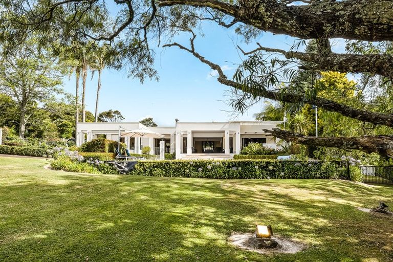 Photo of property in 481 Paremoremo Road, Paremoremo, Auckland, 0632