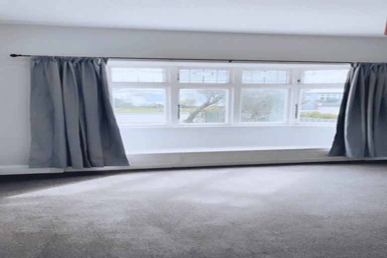 Photo of property in 102 Malcolm Avenue, Beckenham, Christchurch, 8023