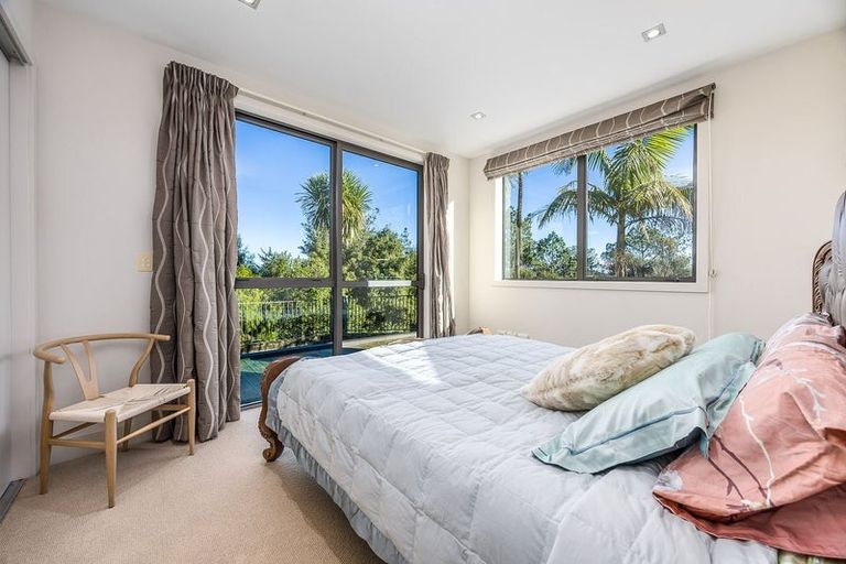Photo of property in 106 Hillcrest Road, Hatfields Beach, Orewa, 0931