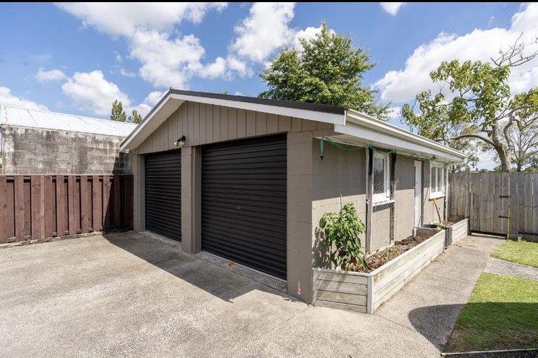 Photo of property in 43 Lewis Street, Glenview, Hamilton, 3206