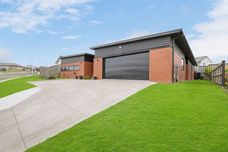 Photo of property in 17 Meadowview Drive, Morrinsville, 3300