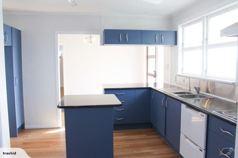 Photo of property in 65 Ridge Road, Howick, Auckland, 2014