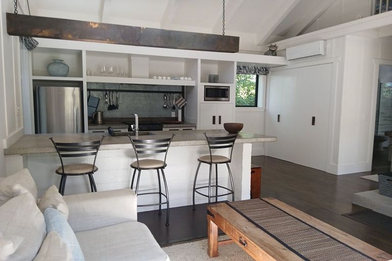 Photo of property in 14 Arran Lane, Jacks Point, Queenstown, 9371