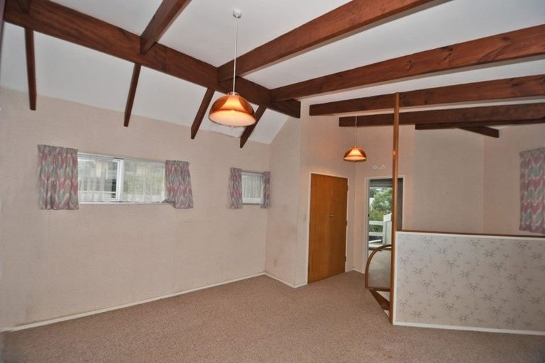 Photo of property in 51 Barrier View Road, Leigh, 0985