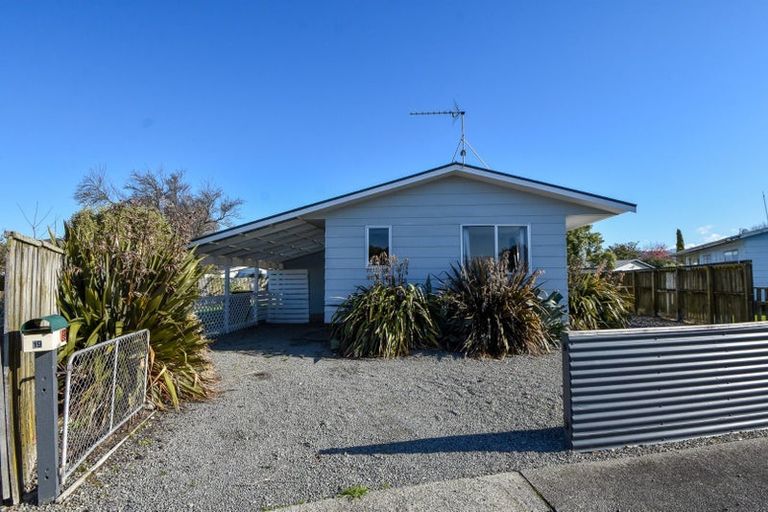 Photo of property in 19 Tasman Crescent, Carterton, 5713