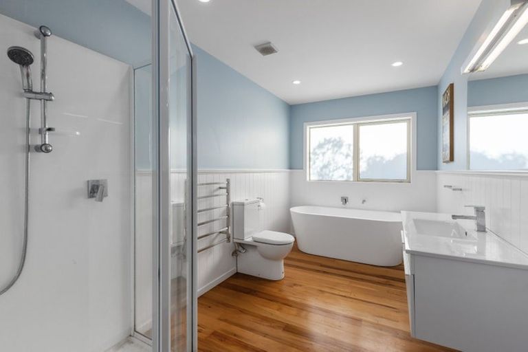 Photo of property in 77a Makara Road, Karori, Wellington, 6012