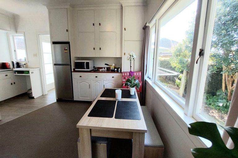 Photo of property in 24 Stratford Place, Otumoetai, Tauranga, 3110