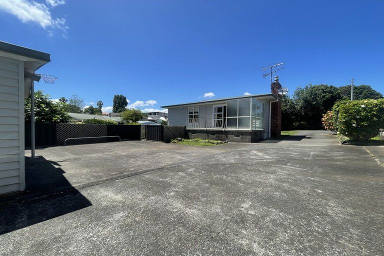 Photo of property in 22 Panama Road, Mount Wellington, Auckland, 1062