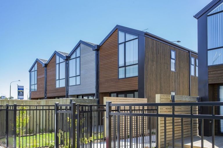 Photo of property in 3/129 Sherborne Street, St Albans, Christchurch, 8014