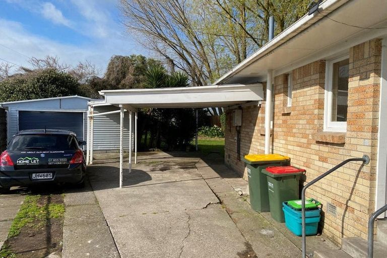 Photo of property in 21 Northolt Road, Fairview Downs, Hamilton, 3214