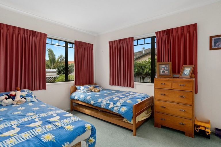 Photo of property in 27 Braeburn Place, Bethlehem, Tauranga, 3110