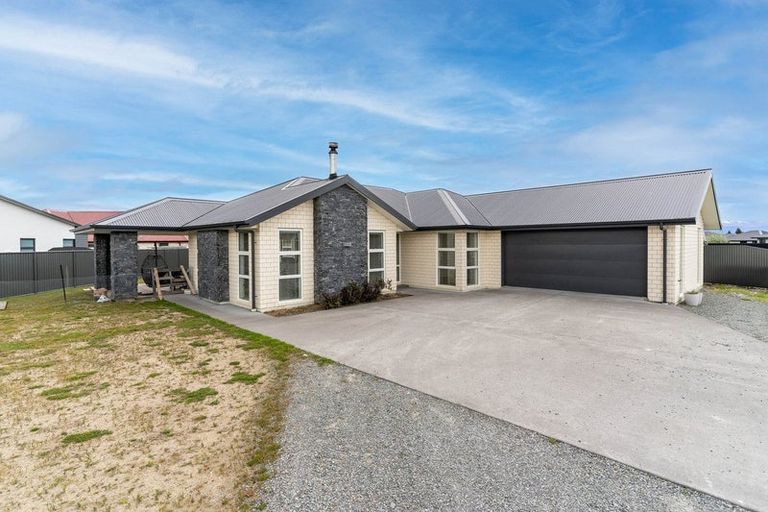 Photo of property in 1 Penstock Place, Twizel, 7901