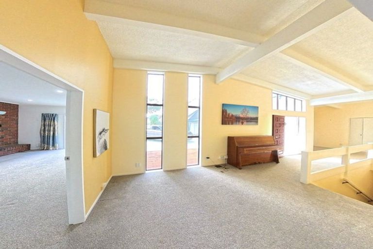 Photo of property in 33b Cockayne Road, Khandallah, Wellington, 6035