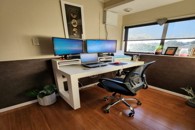 Photo of property in 4 First Avenue, Glenbrook, Waiuku, 2681