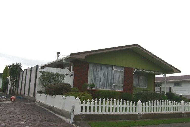 Photo of property in 23 Meadowbrook Drive, Cloverlea, Palmerston North, 4412