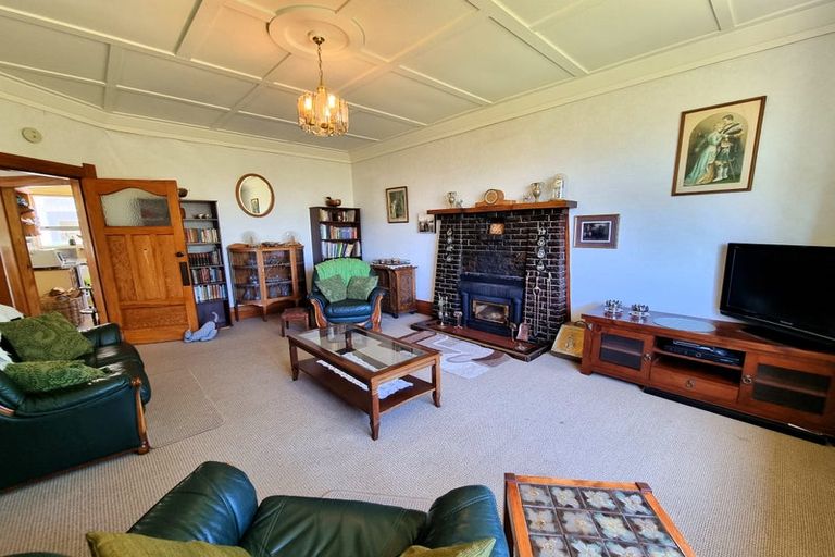 Photo of property in 8 Mcvicar Street, Tuatapere, 9620