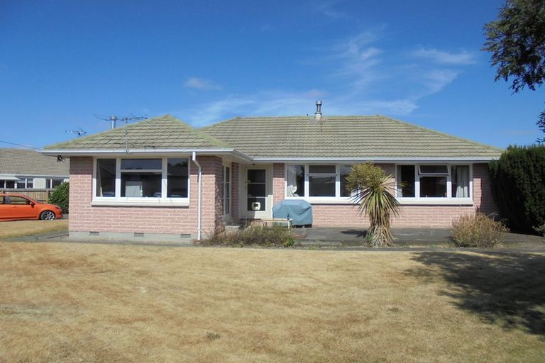 Photo of property in 102 Teesdale Street, Burnside, Christchurch, 8053