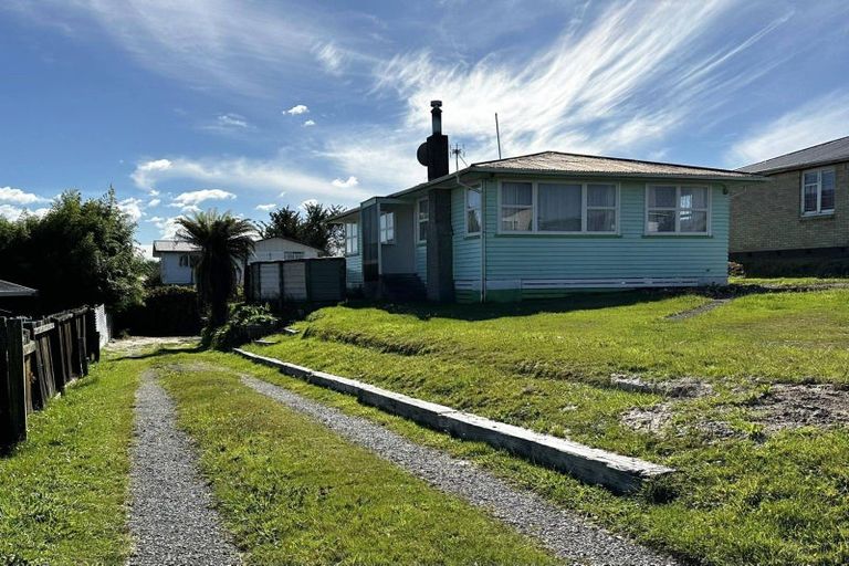 Photo of property in 10 Anne Street, Tokoroa, 3420