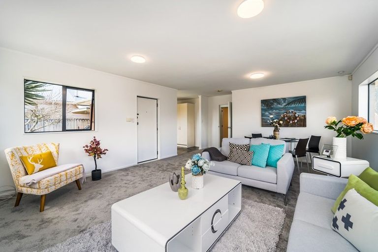 Photo of property in 62b Pomaria Road, Henderson, Auckland, 0610