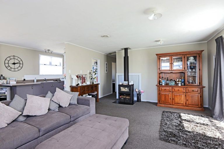 Photo of property in 2/807 Lyell Street, Akina, Hastings, 4122