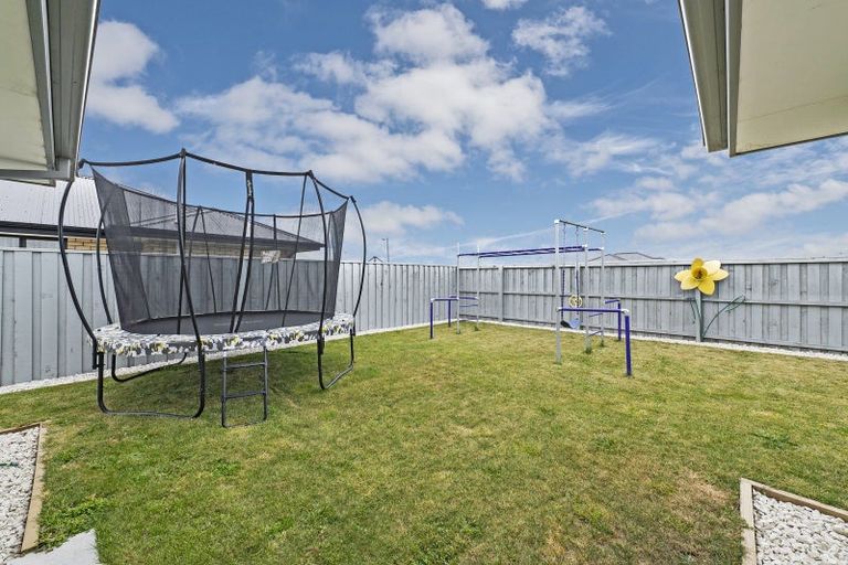 Photo of property in 6 Lady Isaac Drive, Rolleston, 7615