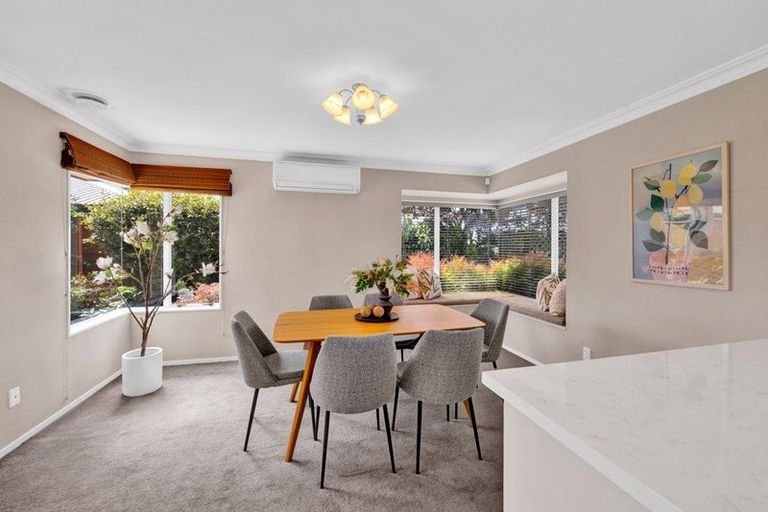 Photo of property in 362 Mangorei Road, Merrilands, New Plymouth, 4312