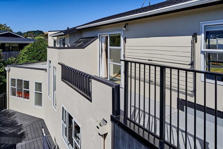 Photo of property in 39 James Cook Drive, Whitby, Porirua, 5024