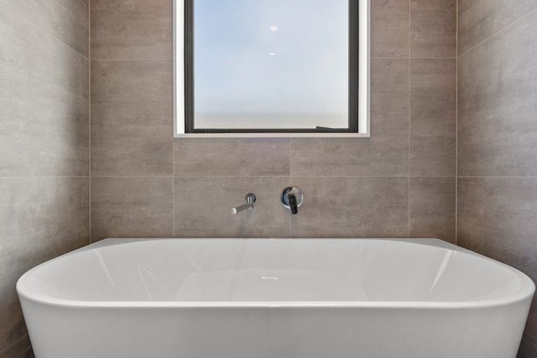 Photo of property in 101 Mutetai Road, Clarks Beach, 2122