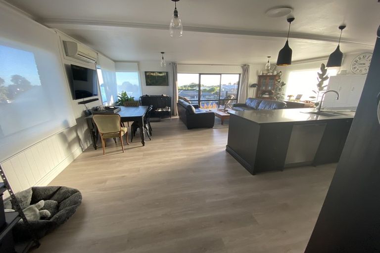 Photo of property in 5 Chatswood Grove, Fitzroy, New Plymouth, 4312