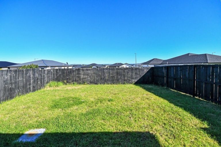 Photo of property in 87 Mclarin Road, Glenbrook, 2681