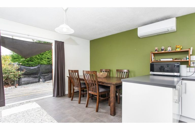 Photo of property in 6 King Street, Doyleston, 7682