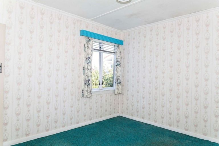Photo of property in 42 Barraud Street, Dannevirke, 4930