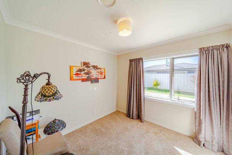 Photo of property in 4 Highgrove Place, Waipukurau, 4200
