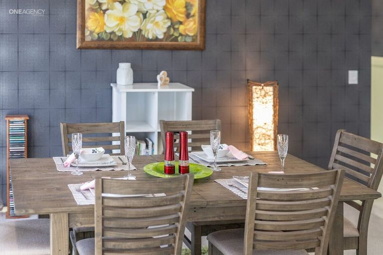 Photo of property in 14 Deans Place, Amberley, 7410