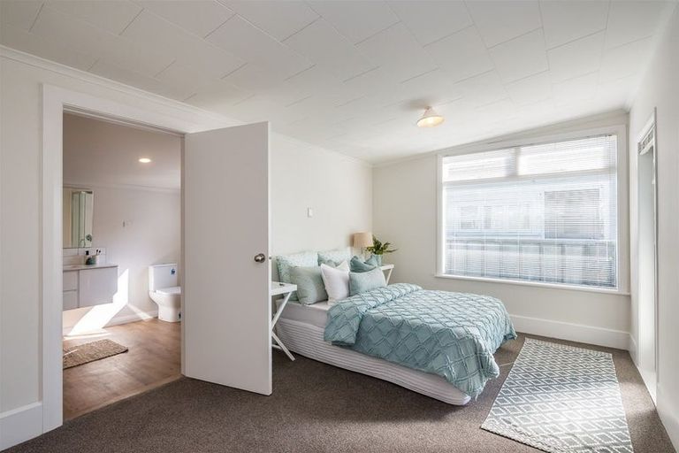 Photo of property in 18 Wilton Street, Levin, 5510