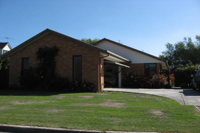 Photo of property in 22 Spring Place, Leeston, 7632