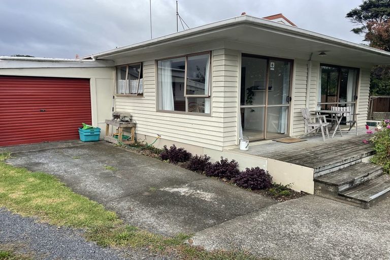 Photo of property in 1 Sunshine Rise, Raglan, 3225