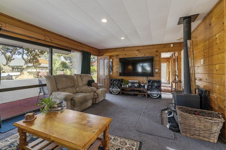 Photo of property in 134 John F Kennedy Drive, Milson, Palmerston North, 4414