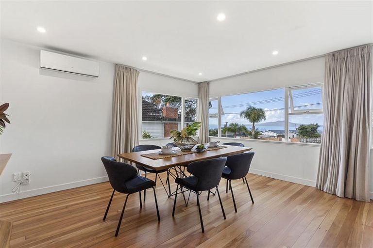 Photo of property in 130 Aberdeen Road, Campbells Bay, Auckland, 0620