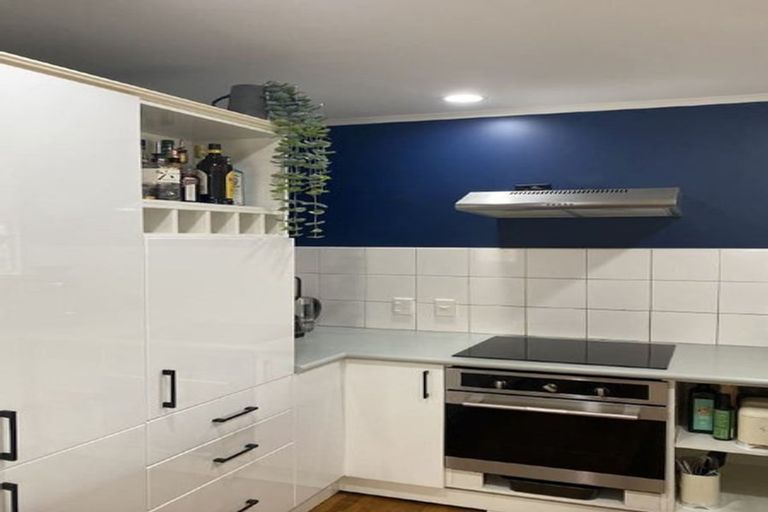 Photo of property in 1/11 Shortt Avenue, Mangere Bridge, Auckland, 2022