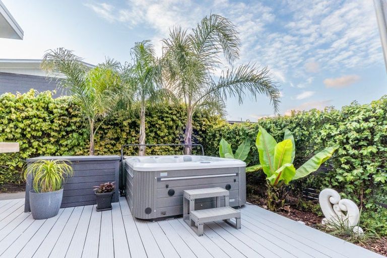 Photo of property in 1330b Papamoa Beach Road, Papamoa Beach, Papamoa, 3118