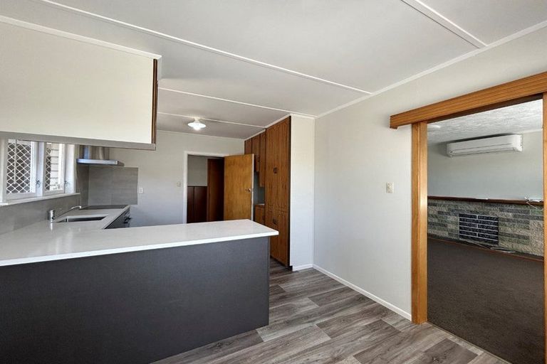 Photo of property in 27 Otatara Road, Taradale, Napier, 4112