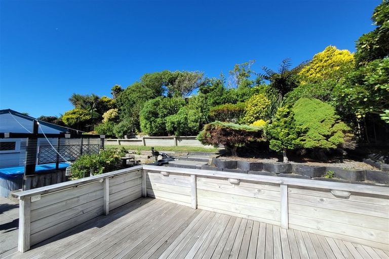 Photo of property in 4 Mossburn Grove, Kelson, Lower Hutt, 5010